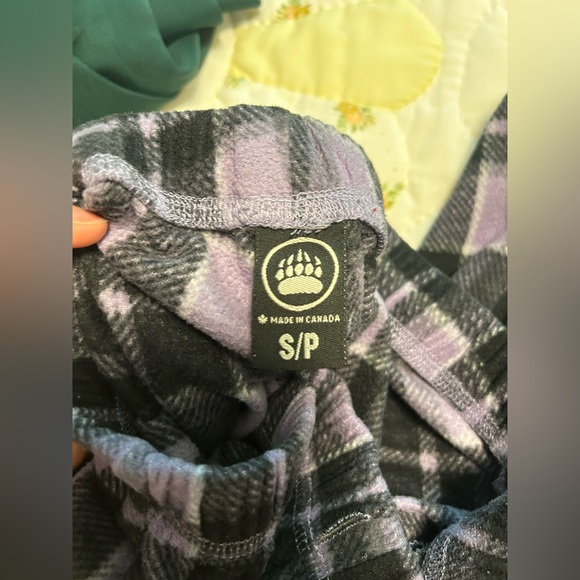 Muskoka Bear Wear fleece pants - Picture 3 of 3